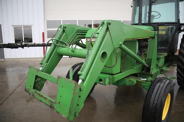 Image of John Deere 2950 equipment image 3