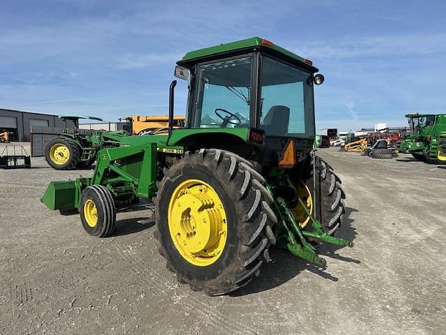 Image of John Deere 2950 equipment image 2