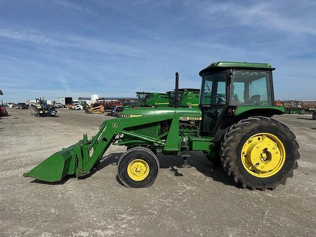 Image of John Deere 2950 equipment image 1