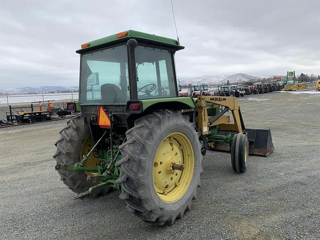 Image of John Deere 2950 equipment image 2