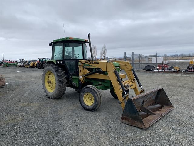 Image of John Deere 2950 equipment image 3