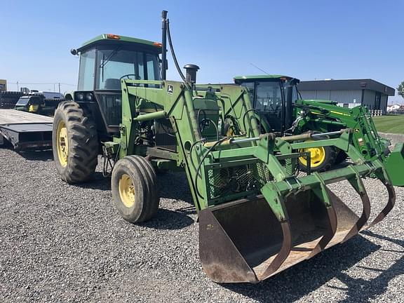 Image of John Deere 2950 equipment image 2