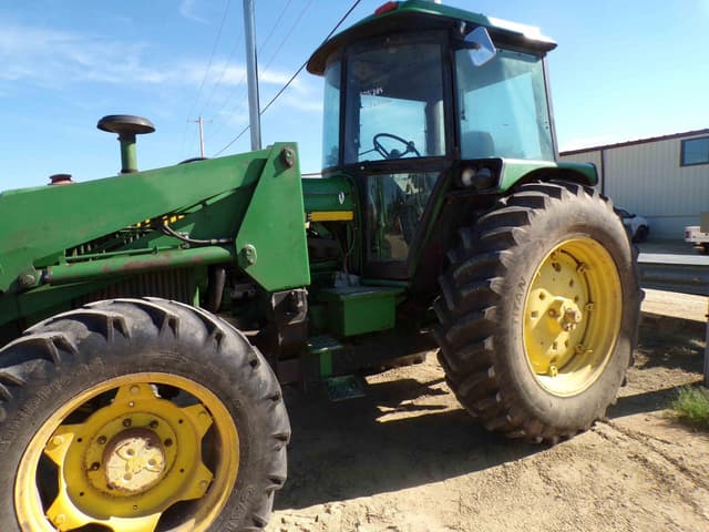 Image of John Deere 2950 equipment image 3