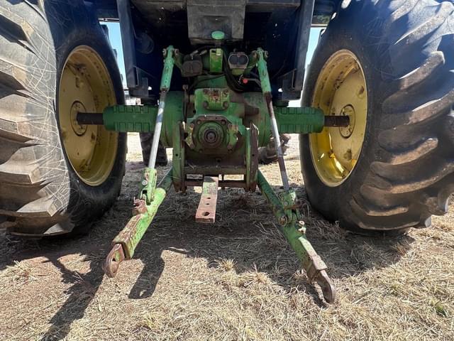 Image of John Deere 2950 equipment image 4