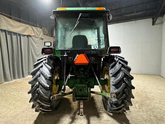 Image of John Deere 2950 equipment image 3