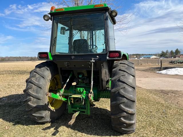Image of John Deere 2950 equipment image 3