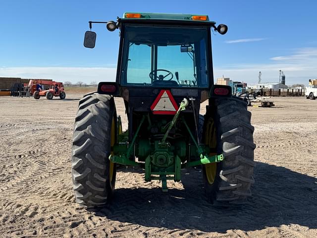 Image of John Deere 2950 equipment image 3