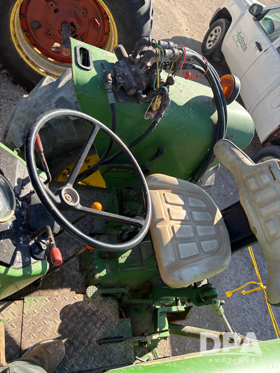 Image of John Deere 2950 equipment image 4