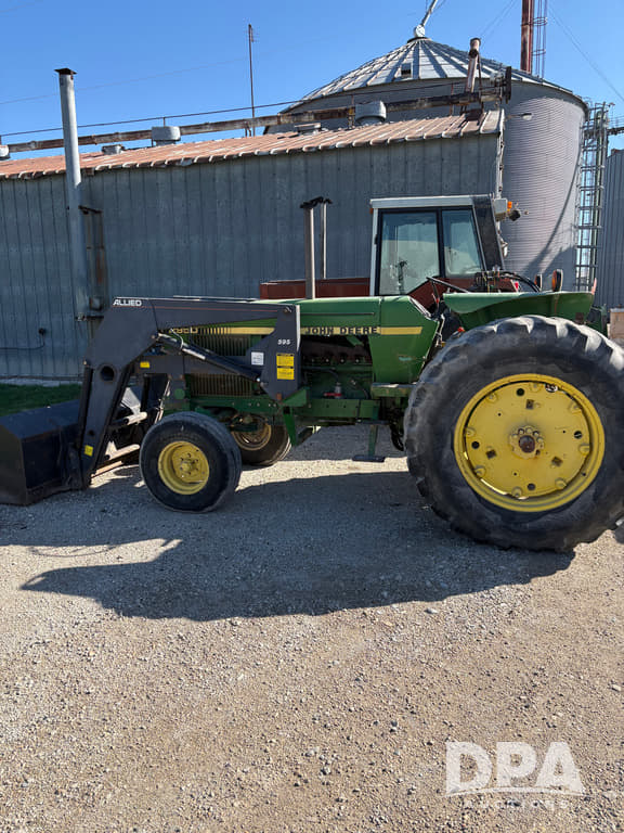 Image of John Deere 2950 Primary image