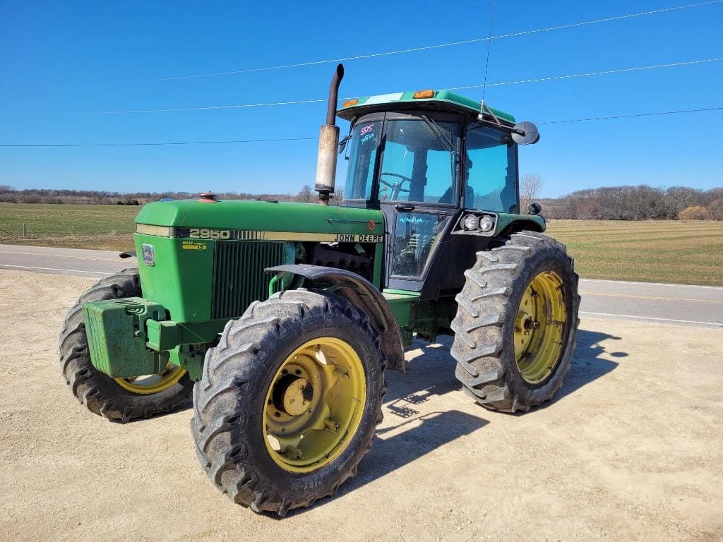 Main image John Deere 2950