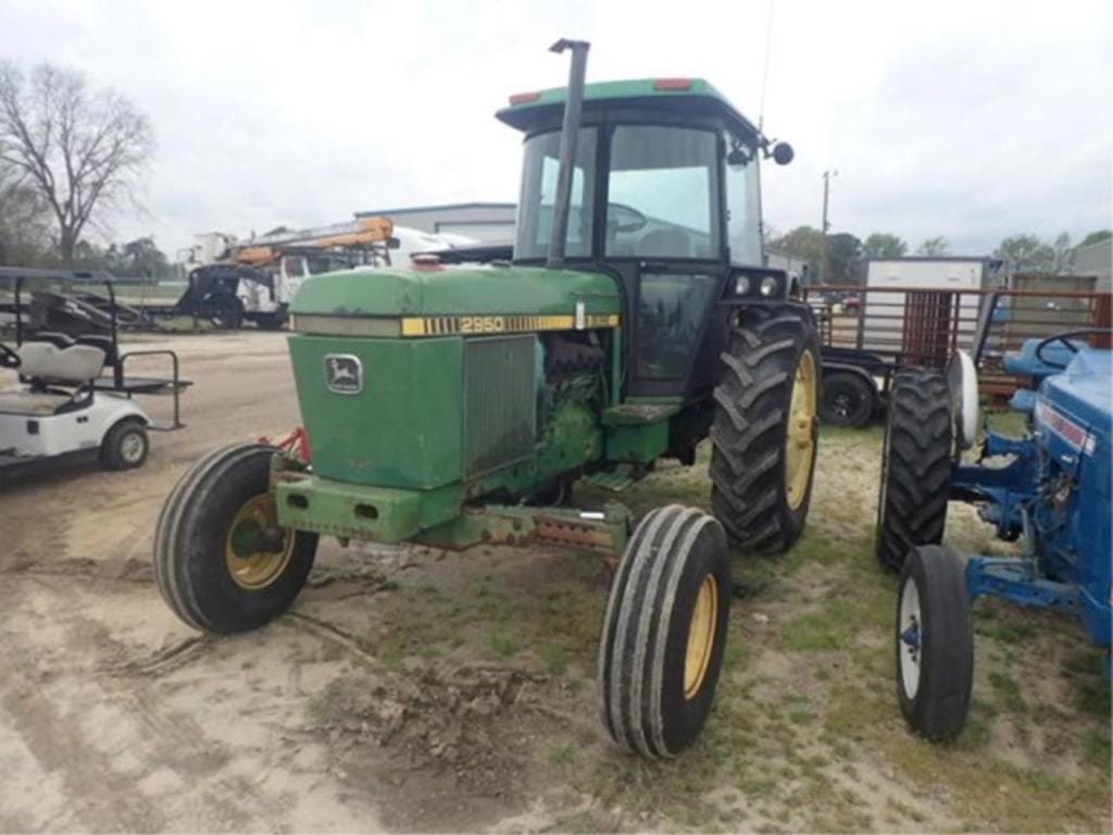 Main image John Deere 2950