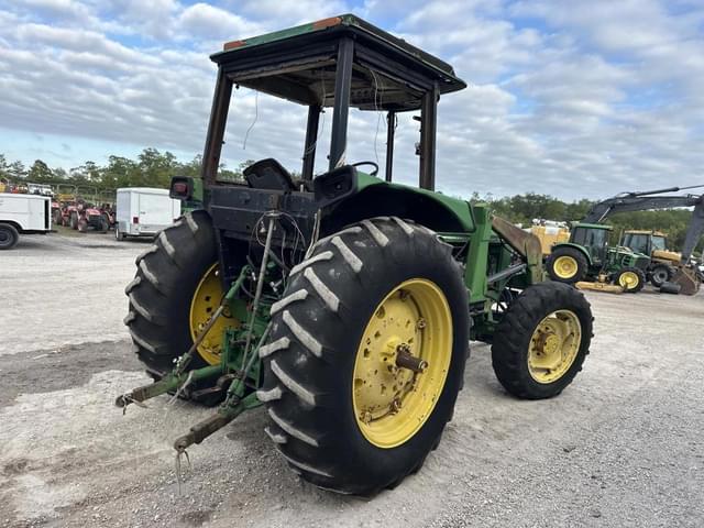 Image of John Deere 2950 equipment image 3