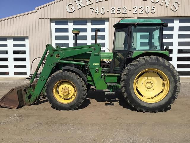 Image of John Deere 2955 equipment image 1