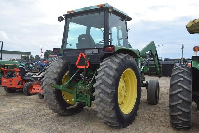 Image of John Deere 2955 equipment image 2