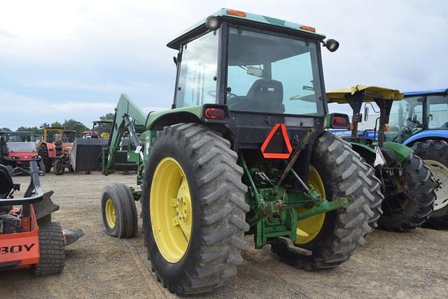 Image of John Deere 2955 equipment image 1