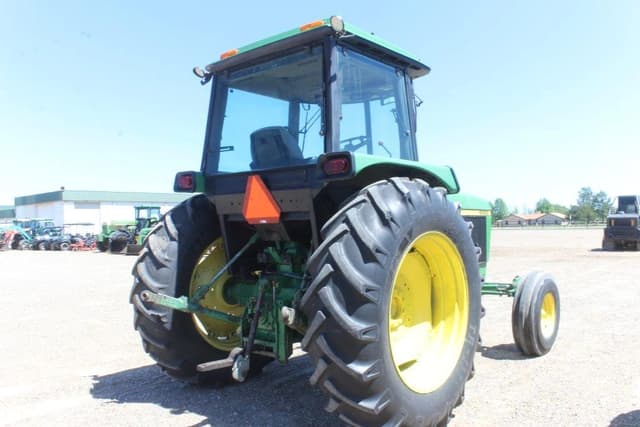 Image of John Deere 2955 equipment image 2