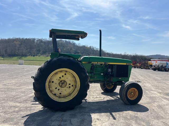 Image of John Deere 2955 equipment image 3