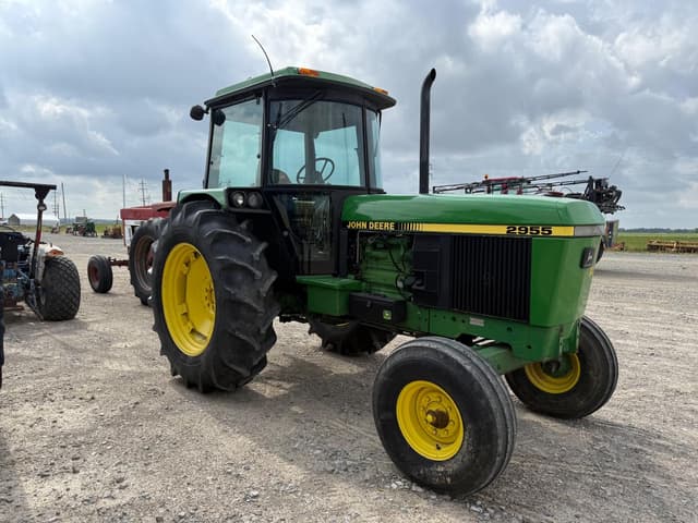 Image of John Deere 2955 equipment image 2