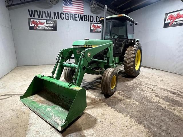 Image of John Deere 2955 equipment image 1