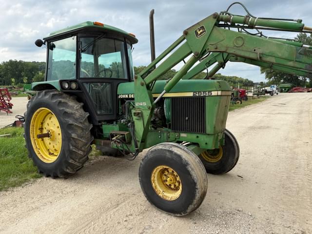 Image of John Deere 2955 equipment image 4