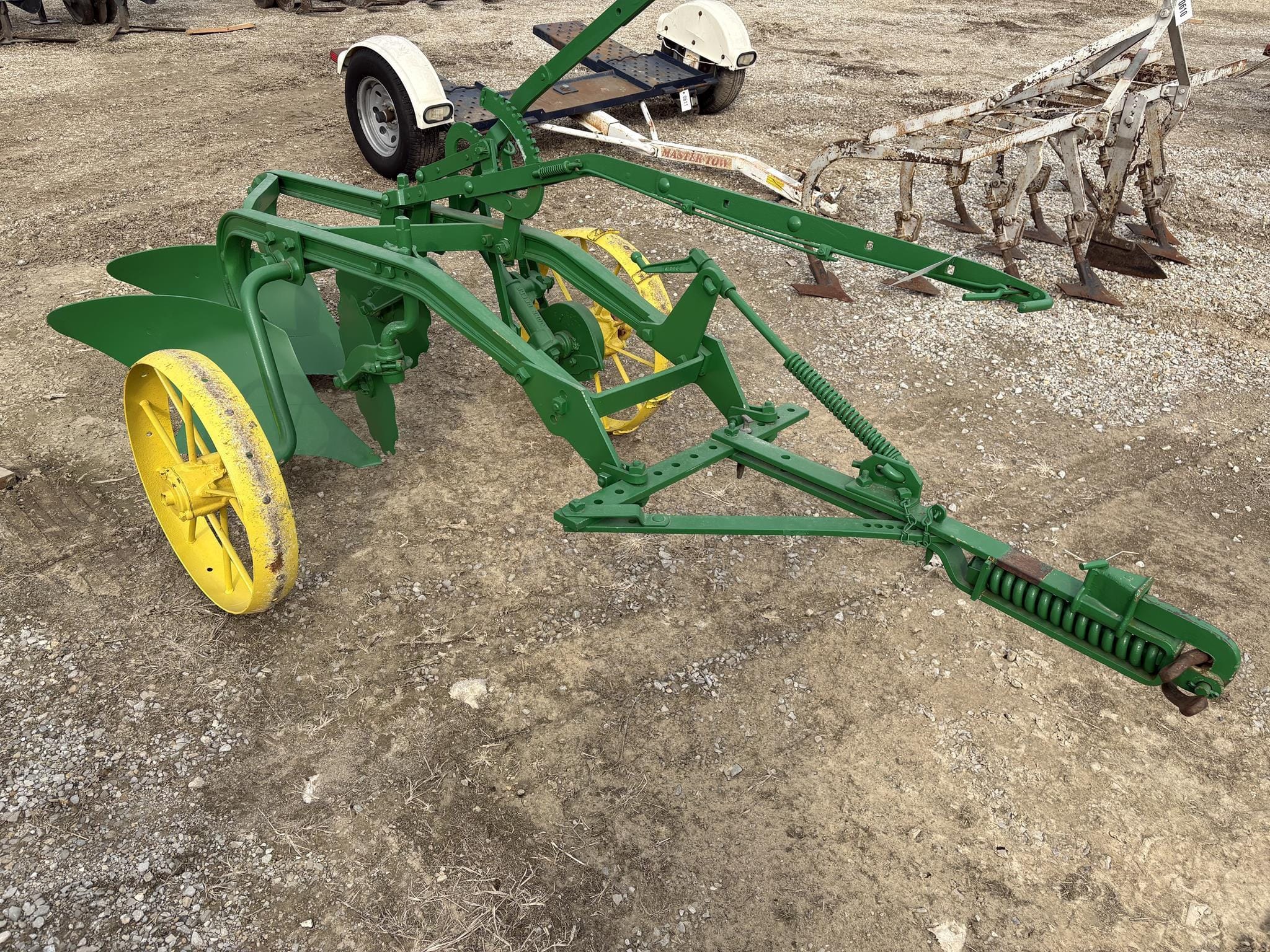 John Deere 2B Equipment Image0