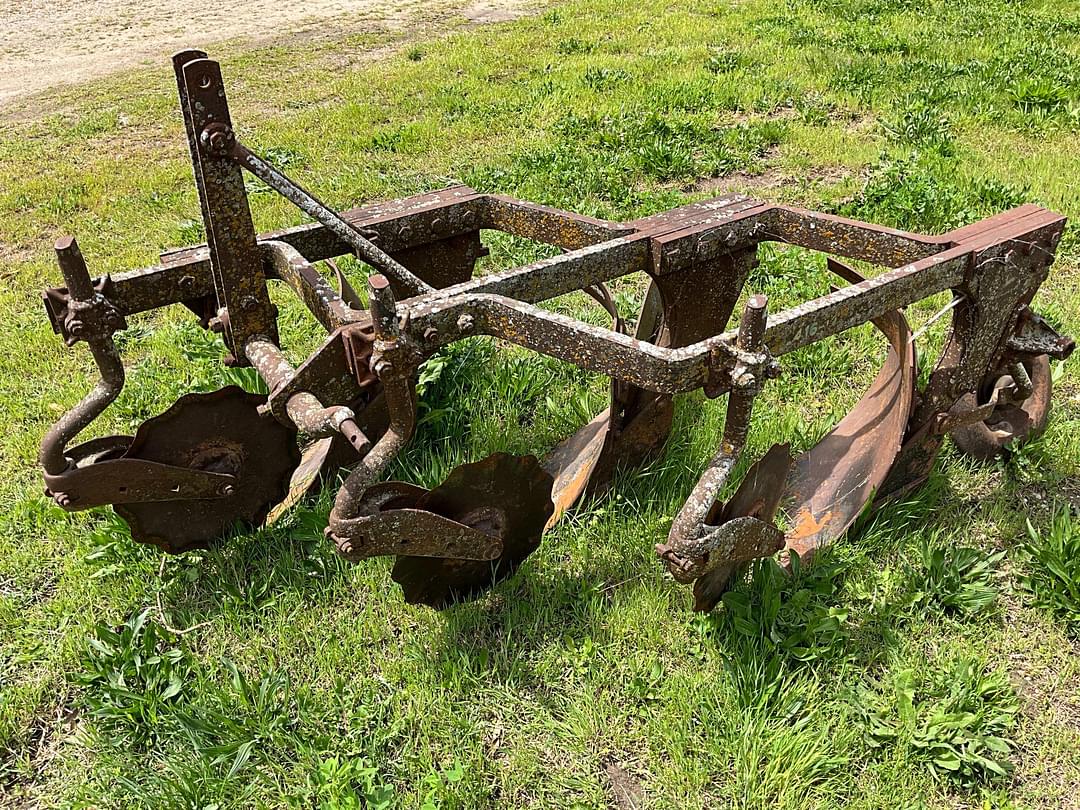 Image of John Deere 416 Image 1