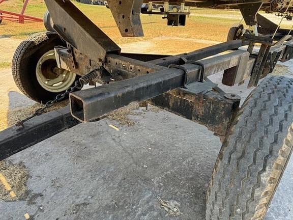 Image of Undetermined Header Trailer equipment image 1