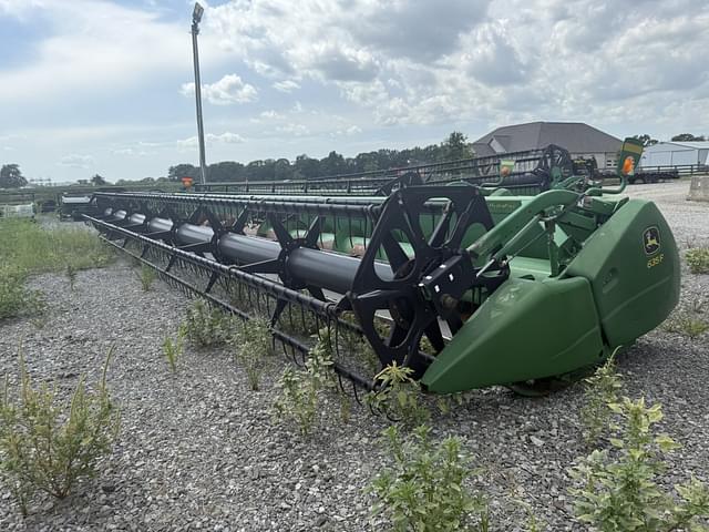 Image of John Deere 635F equipment image 2