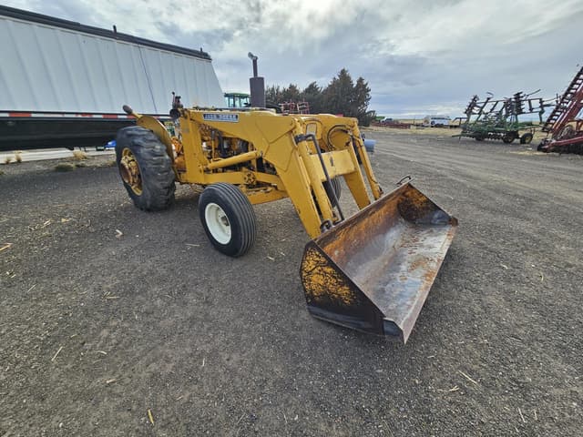 Image of John Deere 300 equipment image 2