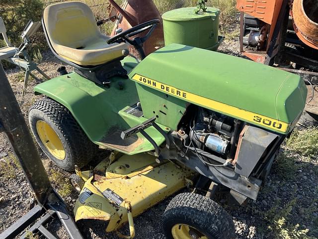 Image of John Deere 300 equipment image 2