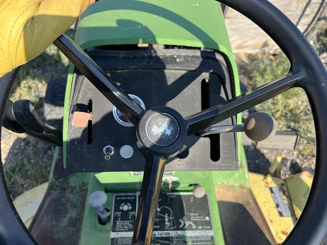Image of John Deere 300 equipment image 4