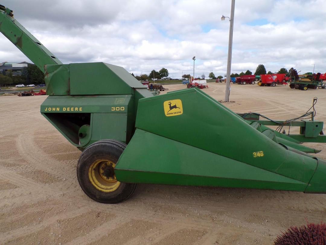 Image of John Deere 300 Primary image