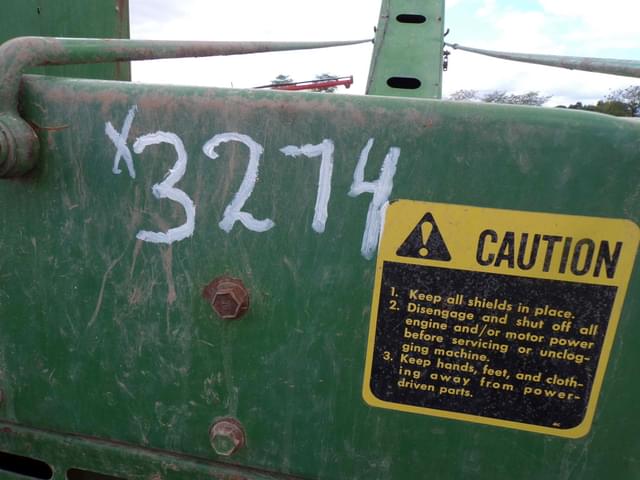 Image of John Deere 300 equipment image 1