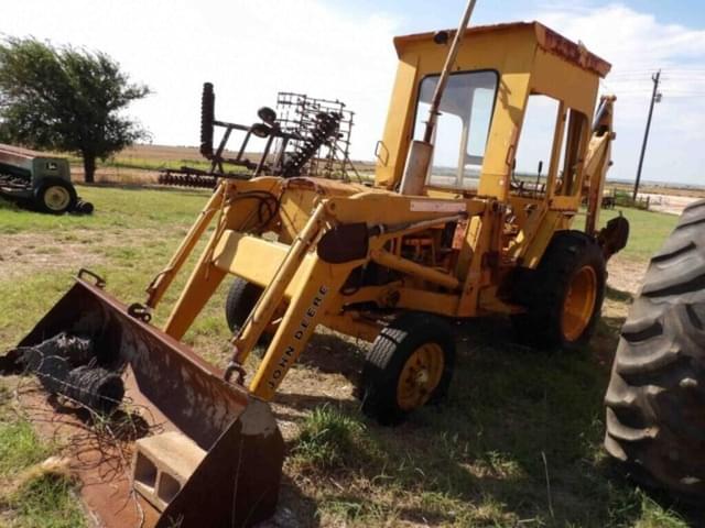 Image of John Deere 300-B equipment image 1