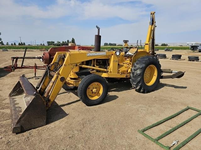 Image of John Deere 300 equipment image 2