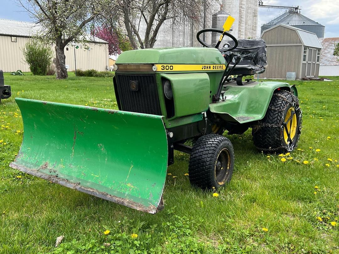 Image of John Deere 300 Primary image