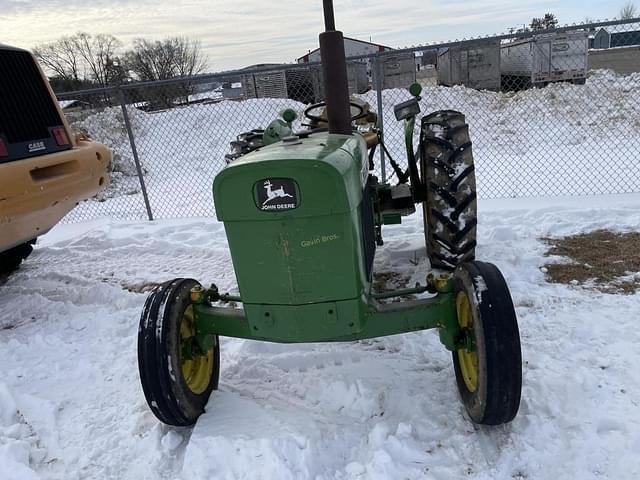 Image of John Deere 300 equipment image 2