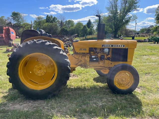 Image of John Deere JD300 equipment image 4