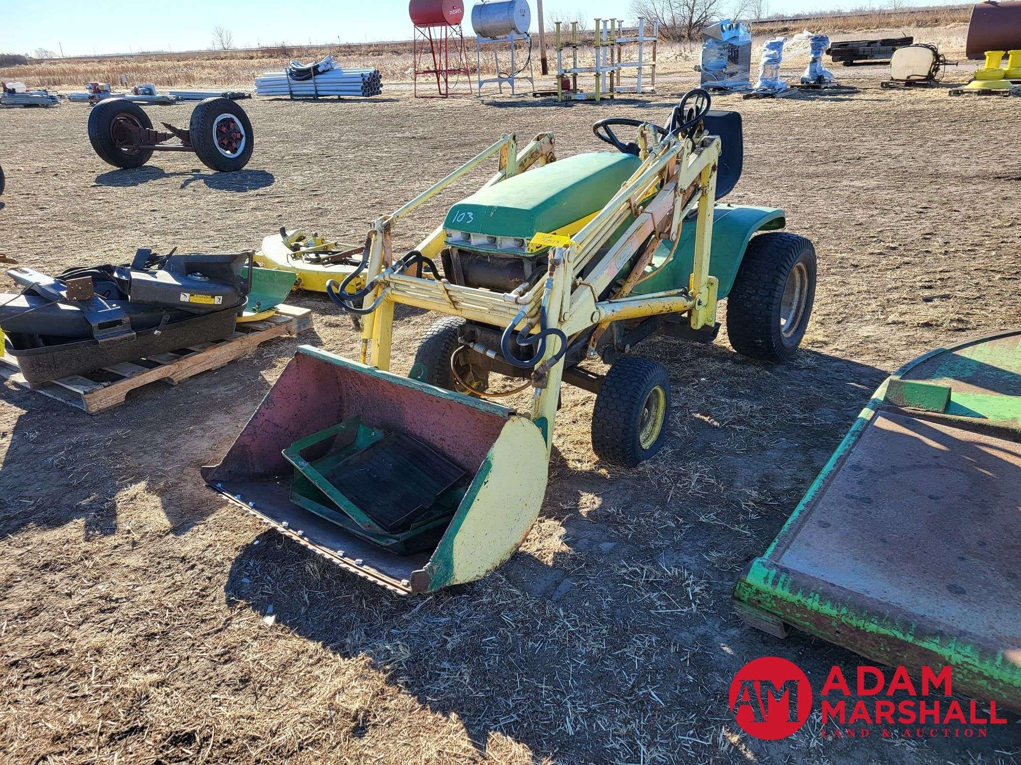 John Deere 300 Equipment Image0