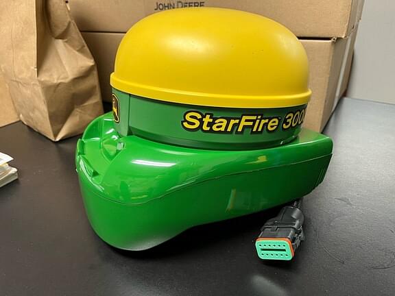 Image of John Deere StarFire 3000 Primary Image