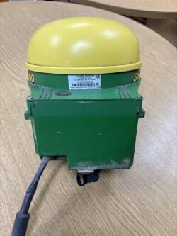 Image of John Deere StarFire 3000 Image 1