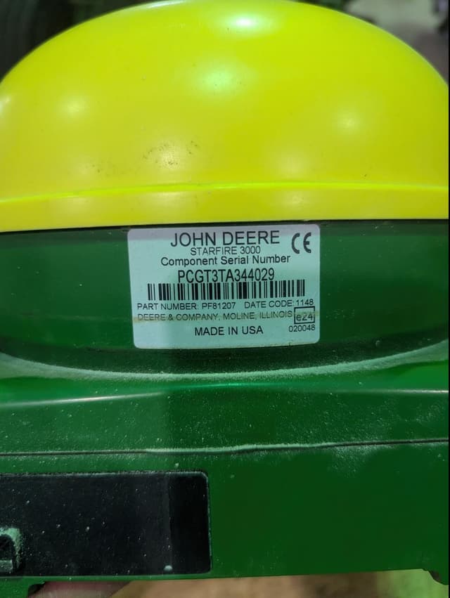 Image of John Deere StarFire 3000 equipment image 2
