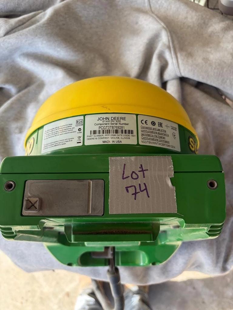 John Deere StarFire 3000 Equipment Image0