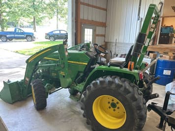 Main image John Deere 3005