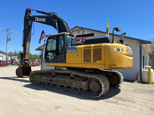 Image of John Deere 300G LC equipment image 2