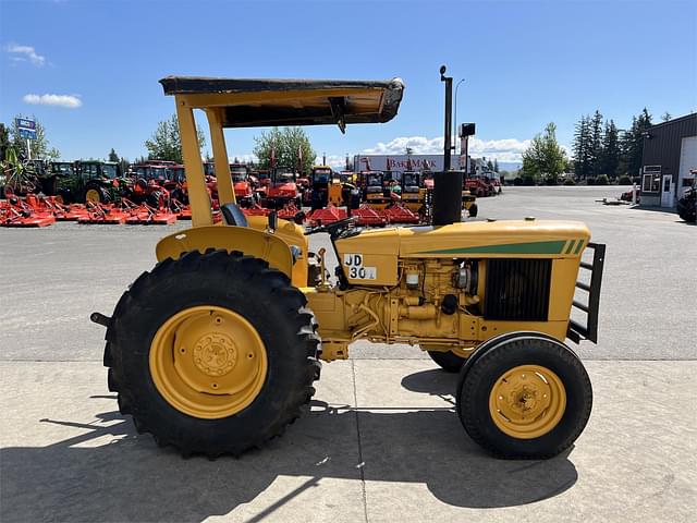 Image of John Deere 301 equipment image 4