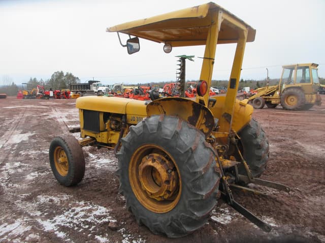 Image of John Deere 301 equipment image 3