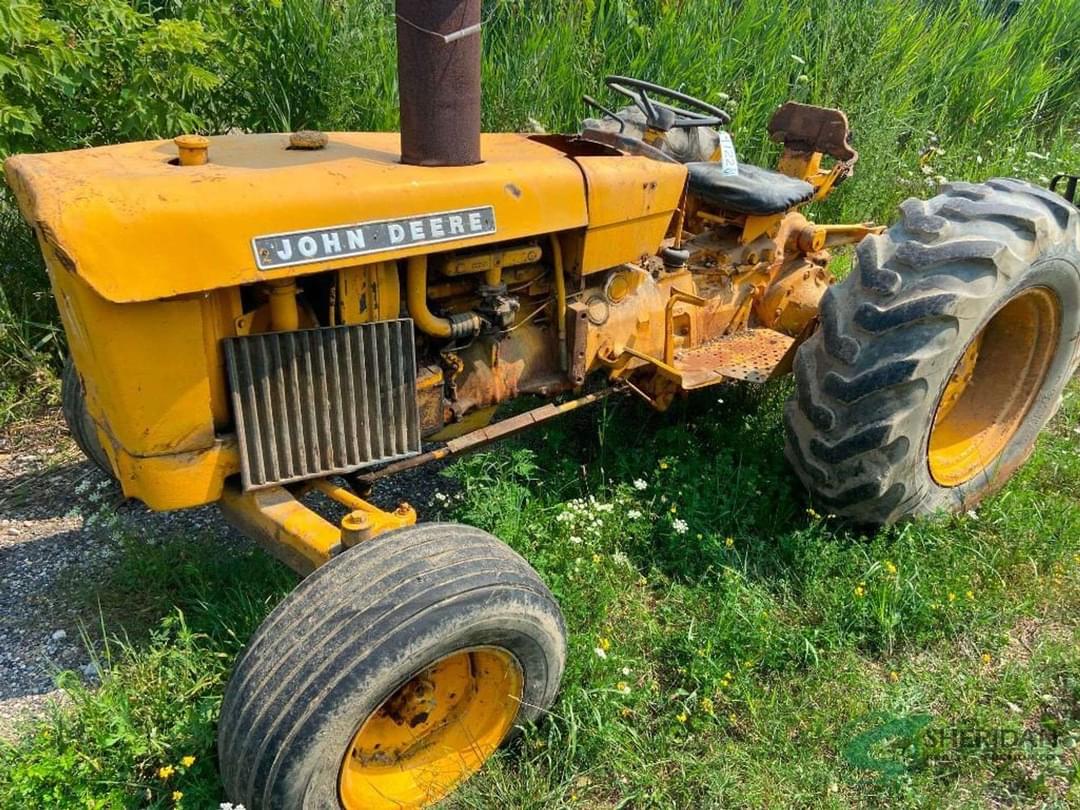 Image of John Deere 301 Primary image