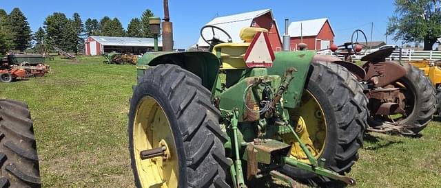 Image of John Deere 3010 equipment image 3