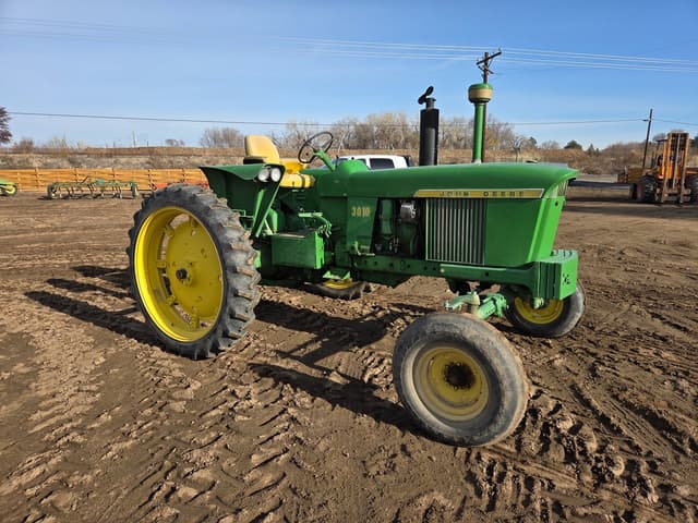 Image of John Deere 3010 equipment image 1